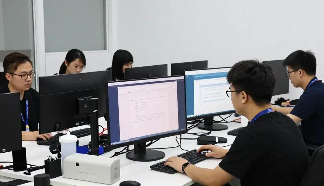 温州市鹿城区灿昇网络科技工作室展示小程序商城开发应用成果